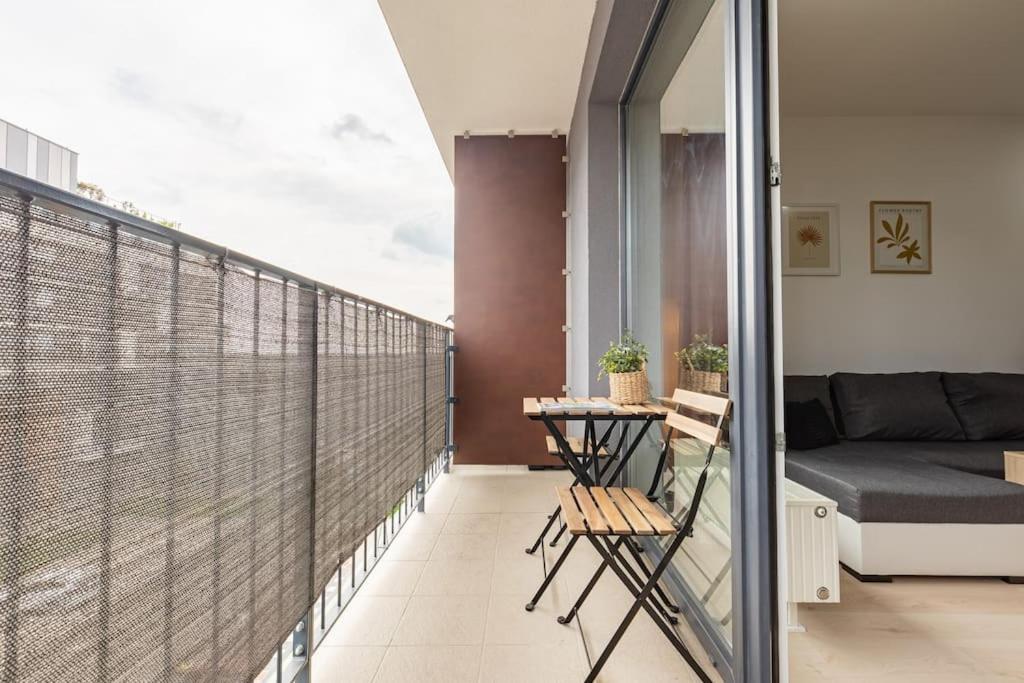 Cityscape Oasis: Active Studio Heaven Bratislava Dış mekan fotoğraf